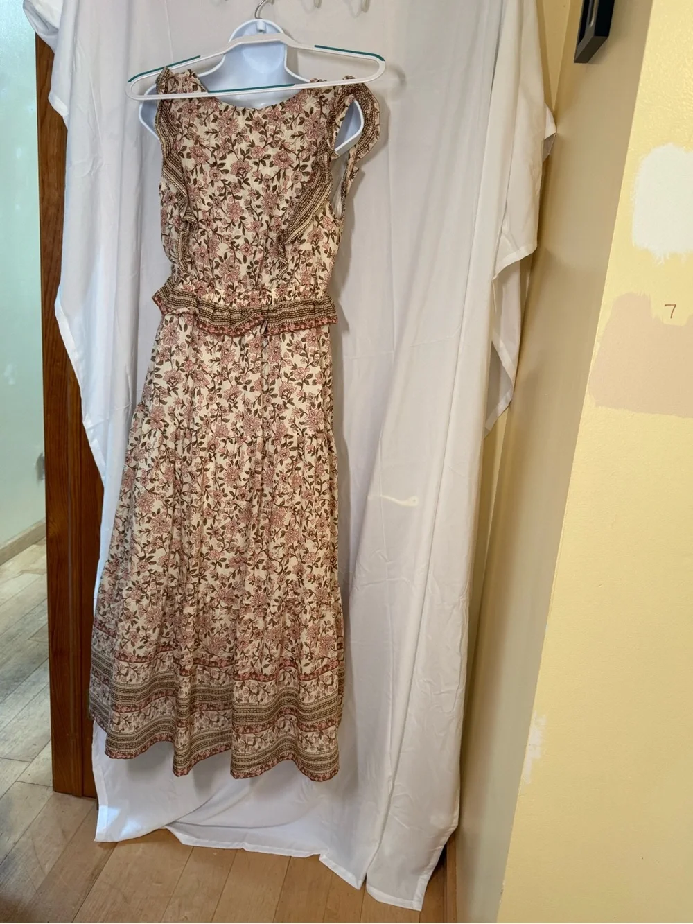 Floral V-Neck Maxi Dress in Cream and Dusty Rose - Picture 2 of 3